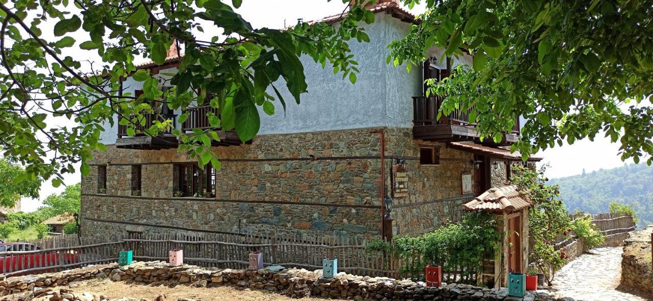 Sintrivanis Mountain Ano Skotina Bagian luar foto