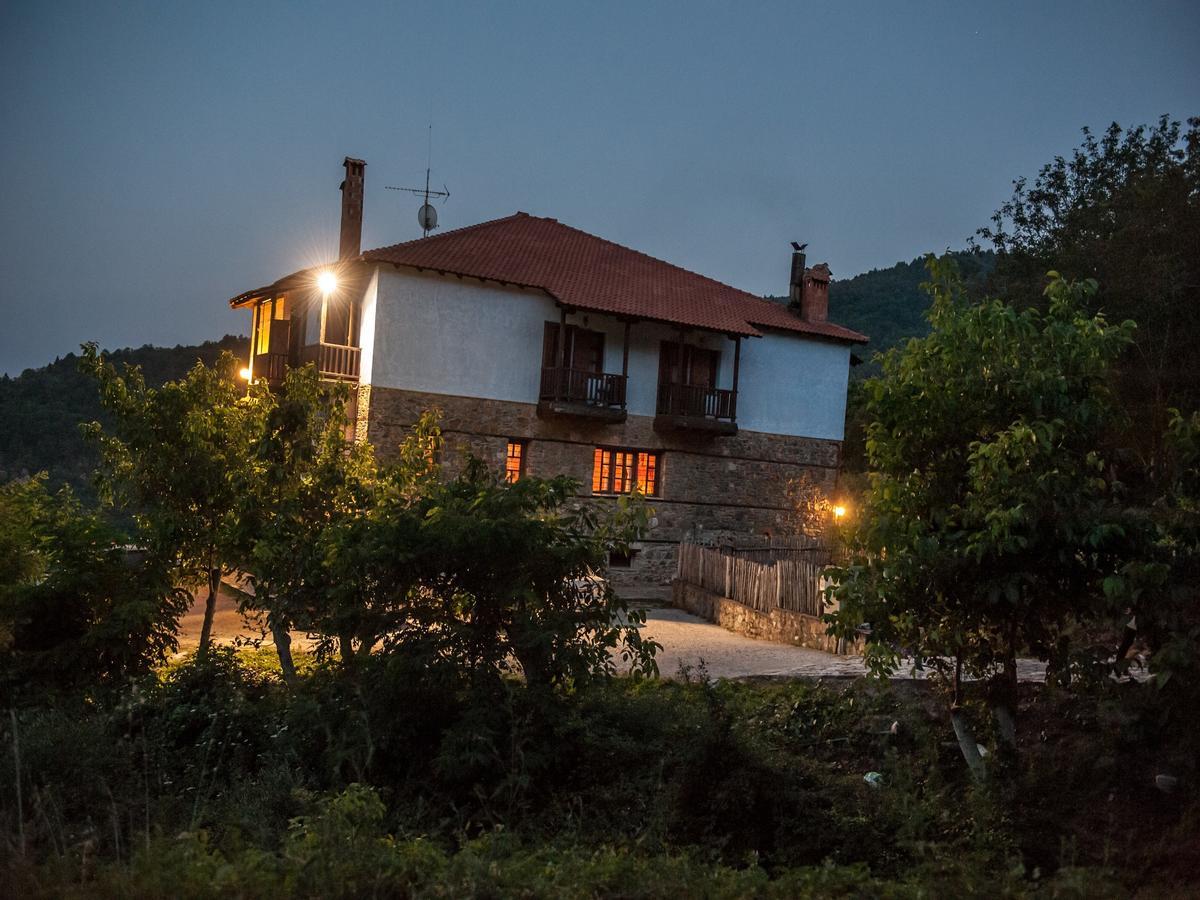 Sintrivanis Mountain Ano Skotina Bagian luar foto